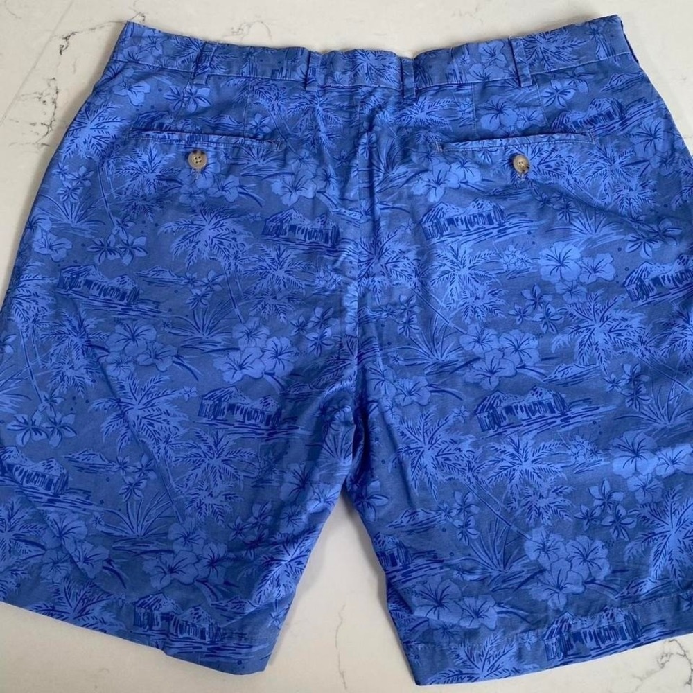 Peter Millar Men's Blue Tropical Print Golf Shorts Size 35 Flat Front - Picture 6 of 7